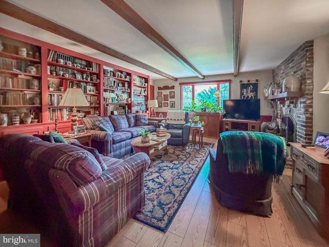 99 HARRIET RD, Southampton, PA 18966