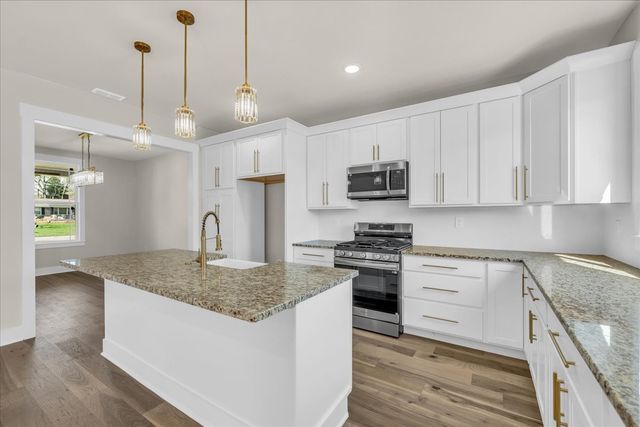 112 Riley Creek Rd, Tullahoma, TN 37388