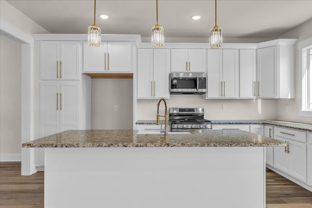 112 Riley Creek Rd, Tullahoma, TN 37388