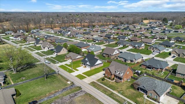 112 Riley Creek Rd, Tullahoma, TN 37388