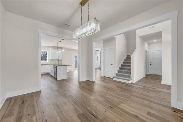 112 Riley Creek Rd, Tullahoma, TN 37388