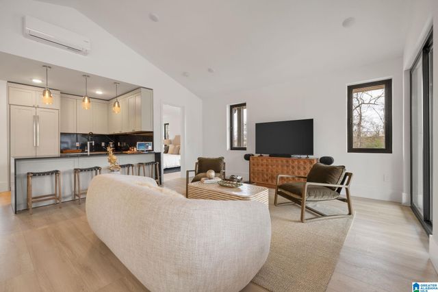 145 57TH STREET S, Birmingham, AL 35212