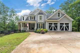 637 Amicalola Drive, Dawsonville, GA 30534