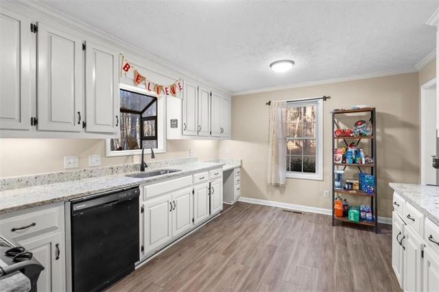 346 Picketts Crossing, Acworth, GA 30101