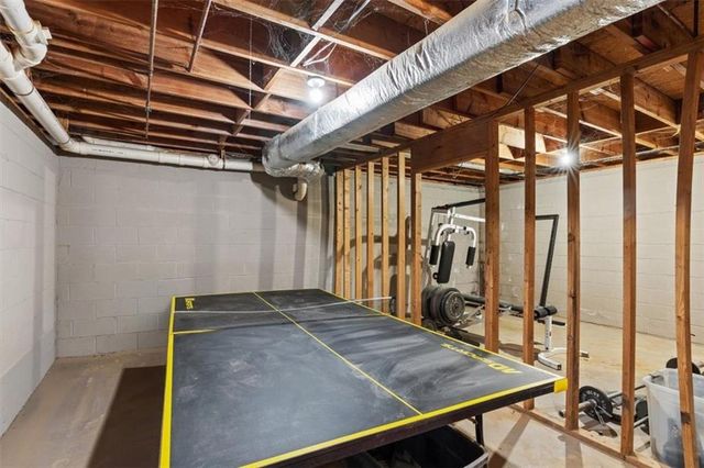 346 Picketts Crossing, Acworth, GA 30101