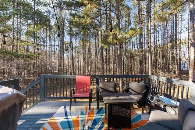 346 Picketts Crossing, Acworth, GA 30101