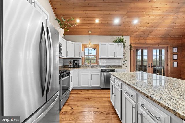 4112 JACKS SHOP RD, Rochelle, VA 22738