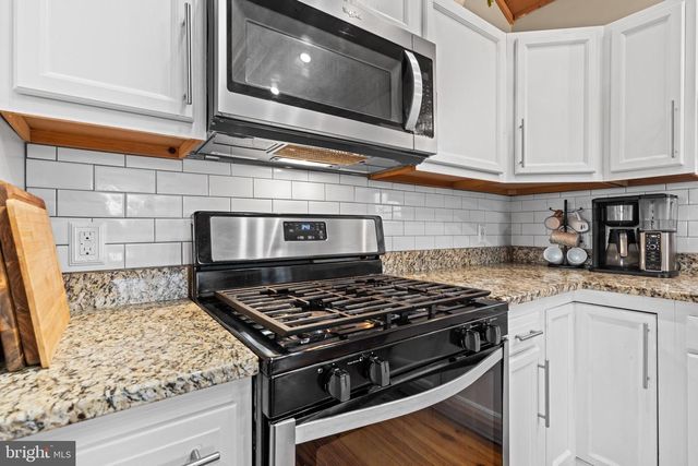 4112 JACKS SHOP RD, Rochelle, VA 22738