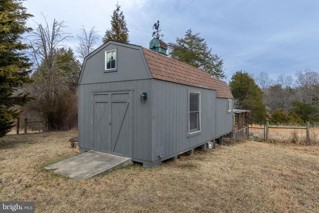 4112 JACKS SHOP RD, Rochelle, VA 22738