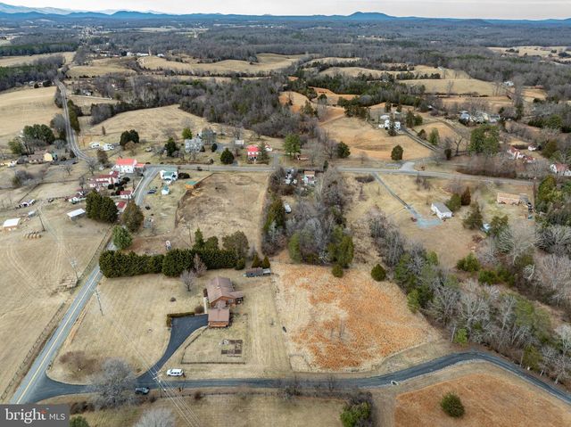 4112 JACKS SHOP RD, Rochelle, VA 22738