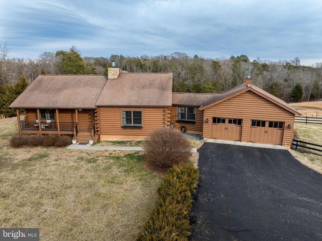 4112 JACKS SHOP RD, Rochelle, VA 22738