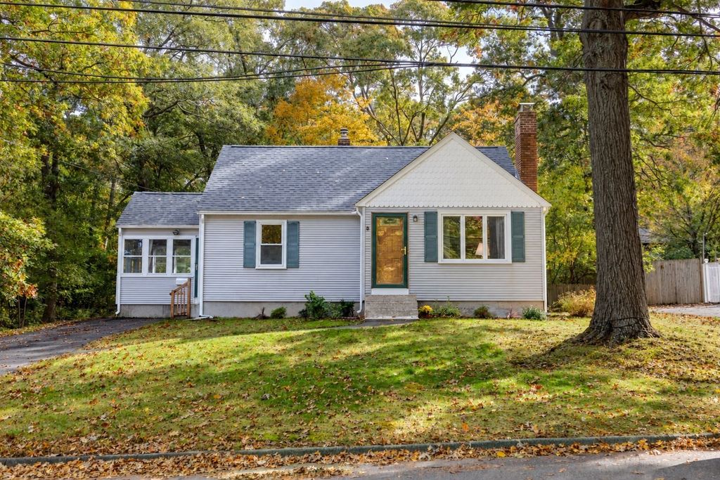 148 Patterson St, Attleboro, MA 02703