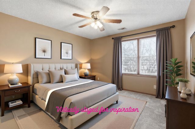 303 CARIBOU DR, Columbia, MO 65203