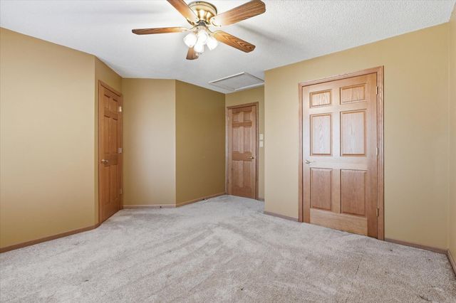 303 CARIBOU DR, Columbia, MO 65203