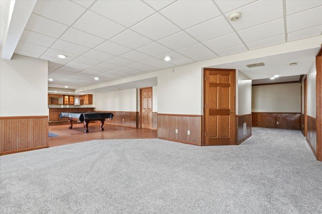 303 CARIBOU DR, Columbia, MO 65203