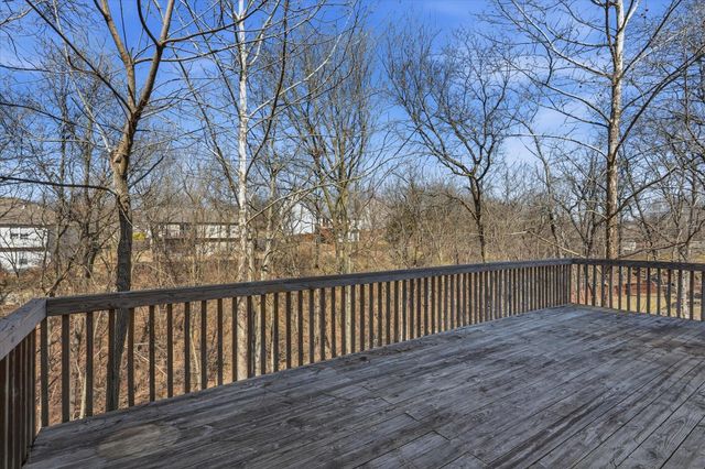 303 CARIBOU DR, Columbia, MO 65203