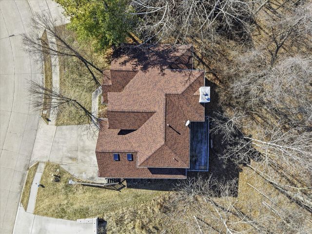 303 CARIBOU DR, Columbia, MO 65203