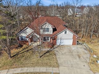 303 CARIBOU DR, Columbia, MO 65203