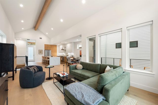 900 S 2nd ST 3, Austin, TX 78704