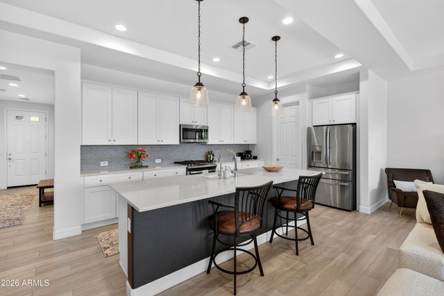 16925 W EARLL Drive W, Goodyear, AZ 85395