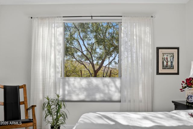 16925 W EARLL Drive W, Goodyear, AZ 85395