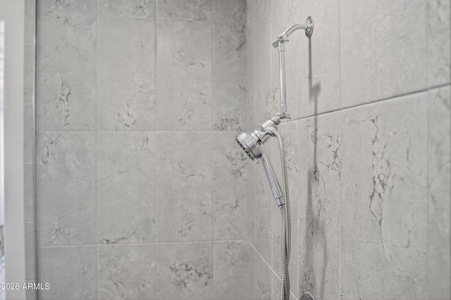 16925 W EARLL Drive W, Goodyear, AZ 85395