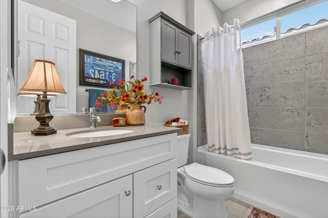 16925 W EARLL Drive W, Goodyear, AZ 85395