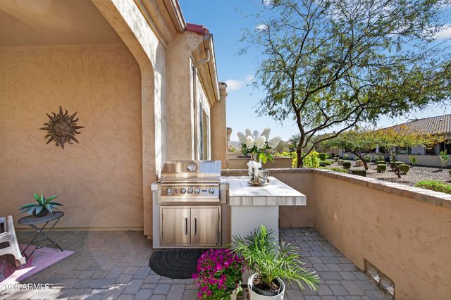 16925 W EARLL Drive W, Goodyear, AZ 85395