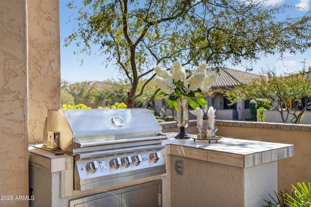 16925 W EARLL Drive W, Goodyear, AZ 85395