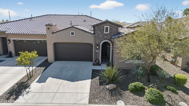 16925 W EARLL Drive W, Goodyear, AZ 85395