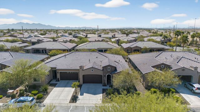 16925 W EARLL Drive W, Goodyear, AZ 85395