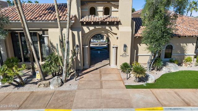 16925 W EARLL Drive W, Goodyear, AZ 85395