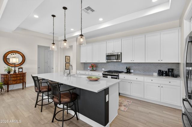 16925 W EARLL Drive W, Goodyear, AZ 85395