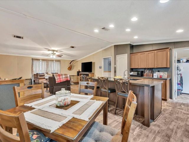 412 Ridge Trail, Trinity, TX 75862