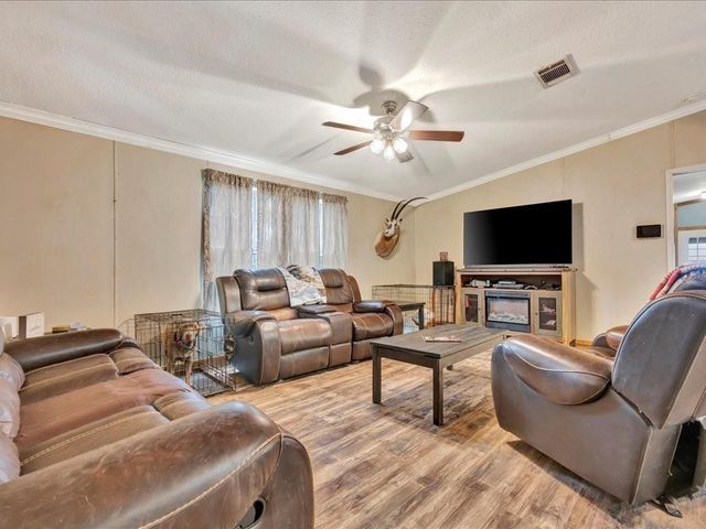 412 Ridge Trail, Trinity, TX 75862