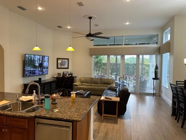 6727 Royal Orchid Circle, Delray Beach, FL 33446