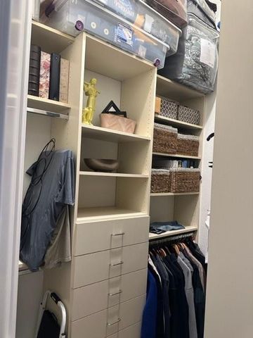 6727 Royal Orchid Circle, Delray Beach, FL 33446