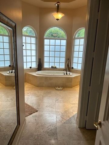 6727 Royal Orchid Circle, Delray Beach, FL 33446