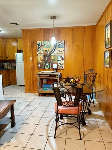 4237 Dody St, Corpus Christi, TX 78411
