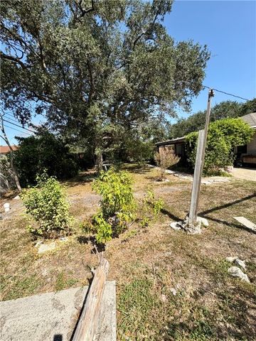 4237 Dody St, Corpus Christi, TX 78411