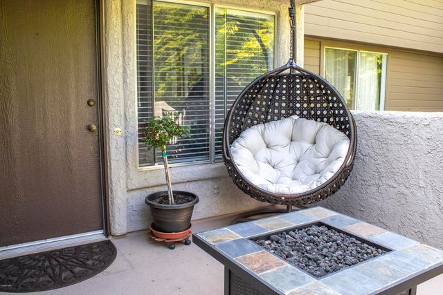 522 Via Colinas, Westlake Village, CA 91362