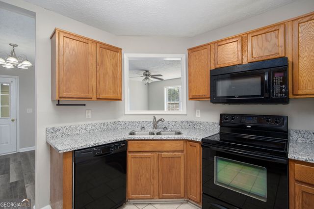 53 Grove Lane, Temple, GA 30179