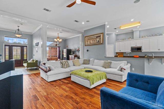 1343 Dubose Rd, Gulf Breeze, FL 32563