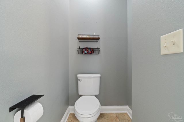 1343 Dubose Rd, Gulf Breeze, FL 32563