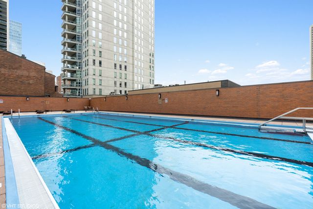 1030 N State Street 5M, Chicago, IL 60610