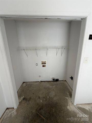 140 Locomotive Lane 101, Mooresville, NC 28115