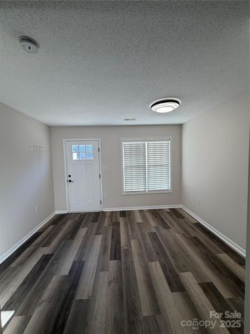 140 Locomotive Lane 101, Mooresville, NC 28115