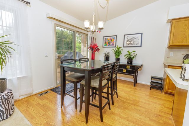 40049 Rolling Green Court, Canton Twp, MI 48188