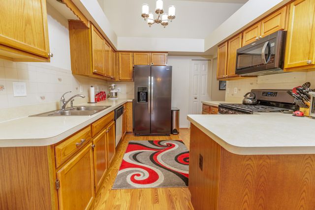 40049 Rolling Green Court, Canton Twp, MI 48188