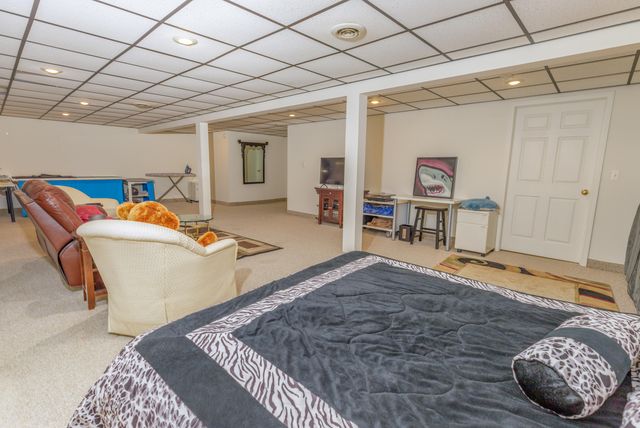 40049 Rolling Green Court, Canton Twp, MI 48188